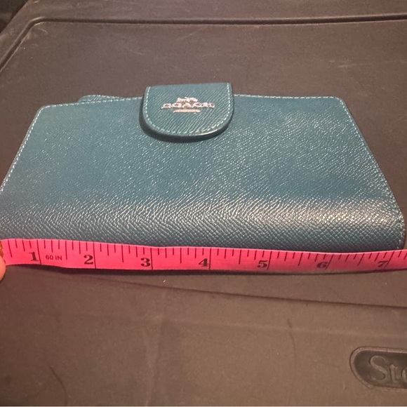 Coach 7 card cellphone wallet - Picture 7 of 7